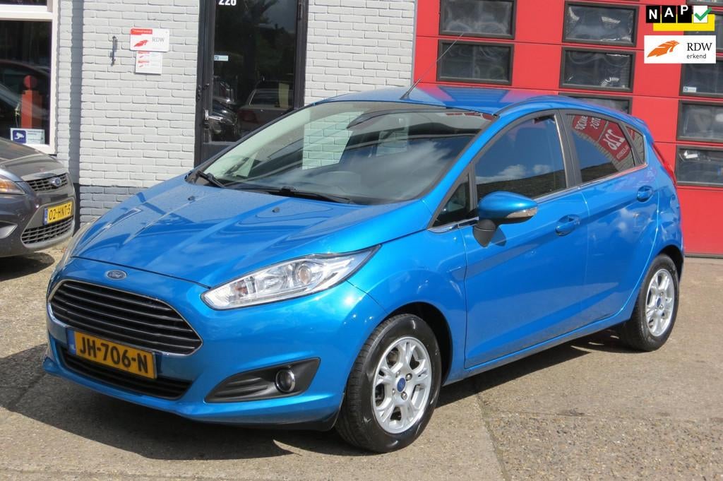 Ford Fiesta 1.5 TDCi Titanium , 140.000 Km , NAVI, CAMERA, Auto's, Voorwielaandrijving, Gebruikt, Euro 6, 1036 kg