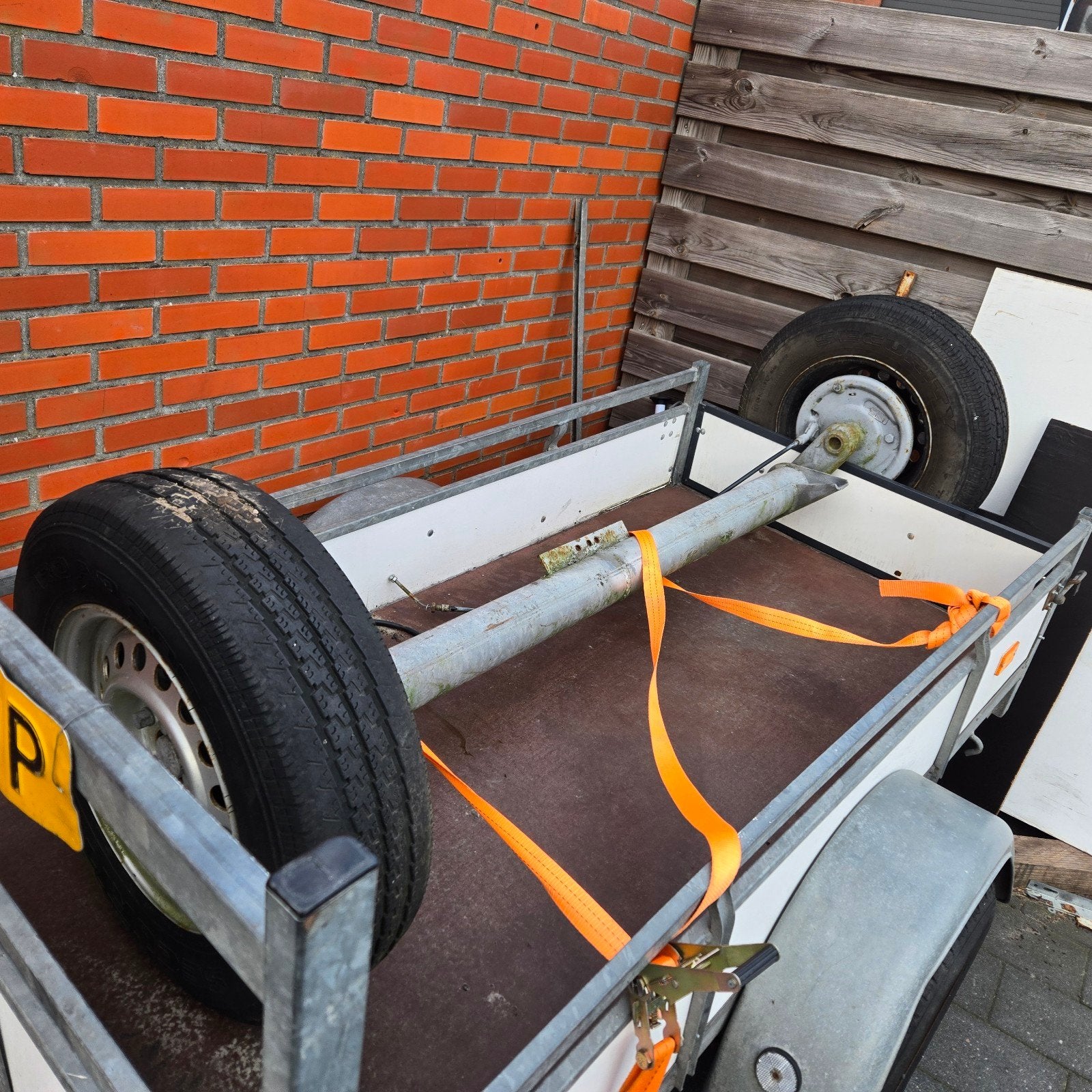 Geremde torsie as 1250 kg, padmaat 140 cm geremde uitvoering, Ophalen of Verzenden