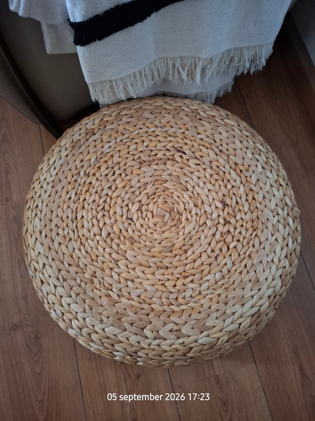 Ikea Alseda poef voetenbank Handgevlochten bananenvezels
Nie, Ophalen, Nieuw, Rond, Minder dan 50 cm