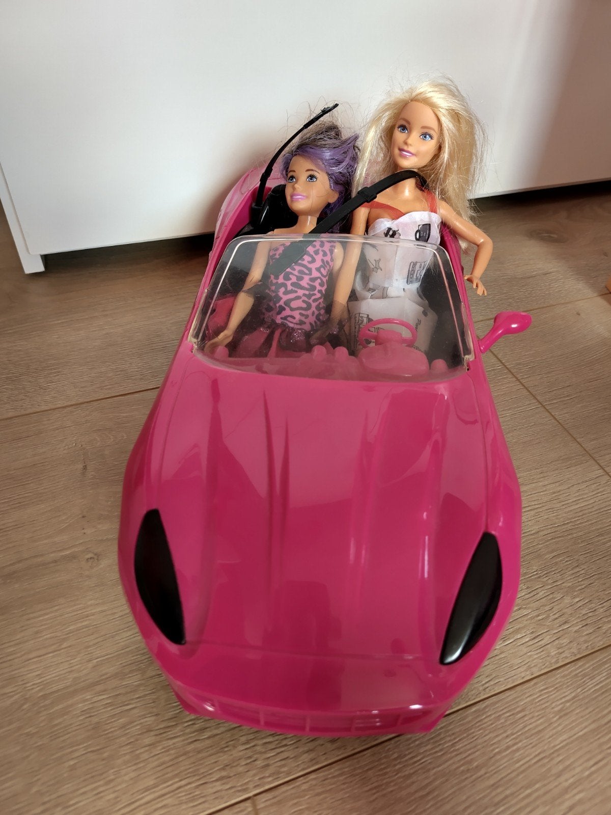 Barbie/ tiener poppen, auto, meubels en veel accessoires, Kinderen en Baby's, Speelgoed | Poppen, Ophalen, Gebruikt, Barbie