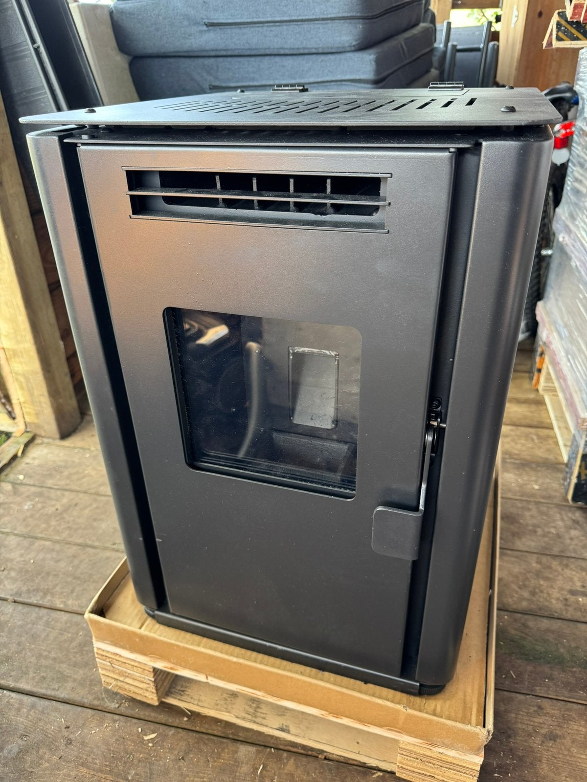 4 kw pelletkachel met wifi nieuw in doos, Ophalen, Zo goed als nieuw, Hout, Houtkachel