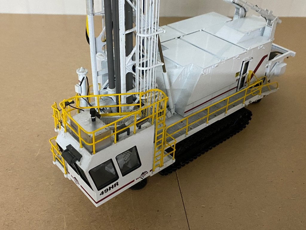 THW - BUCYRUS 49HR BLAST HOLE DRILL KRAAN 1:50, Ophalen, NZG, 8124AD Wesepe, Info@dinkytoysinkoop.nl