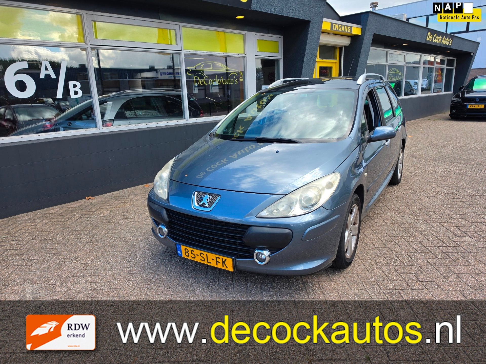 Peugeot 307 SW 1.6-16V Pack/ AIRCO/ TREKHAAK, Auto's, Peugeot, 4 cilinders, 715 kg, 7 stoelen, Origineel Nederlands
