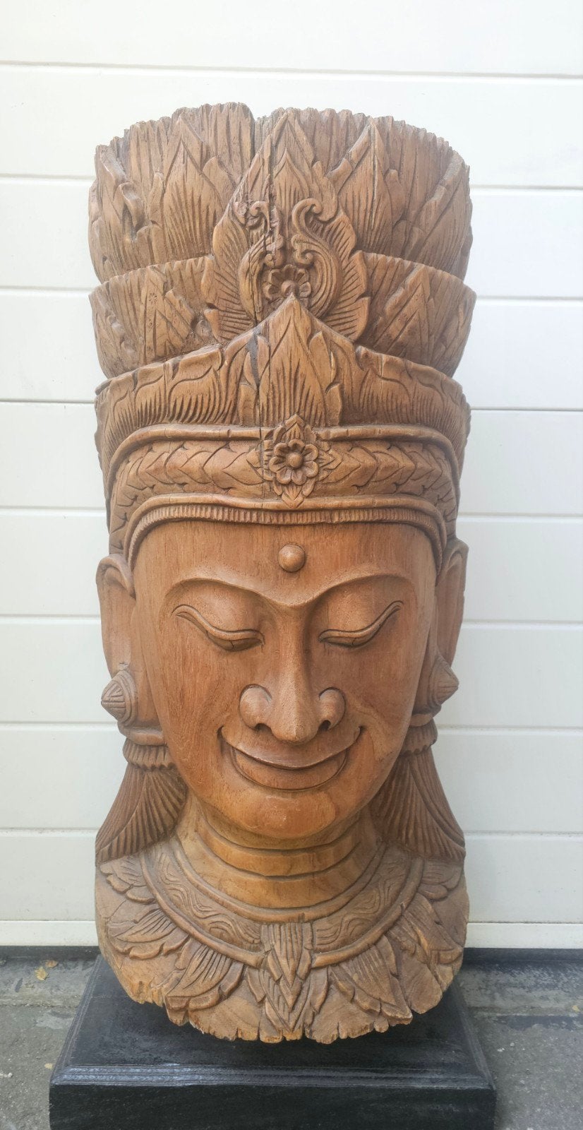 Grote massieve buddha, Ophalen