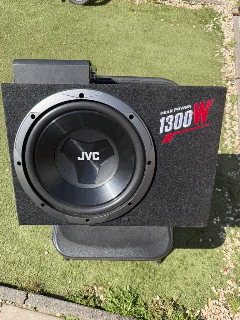 JVC Subwoofer 1300watt, Ophalen