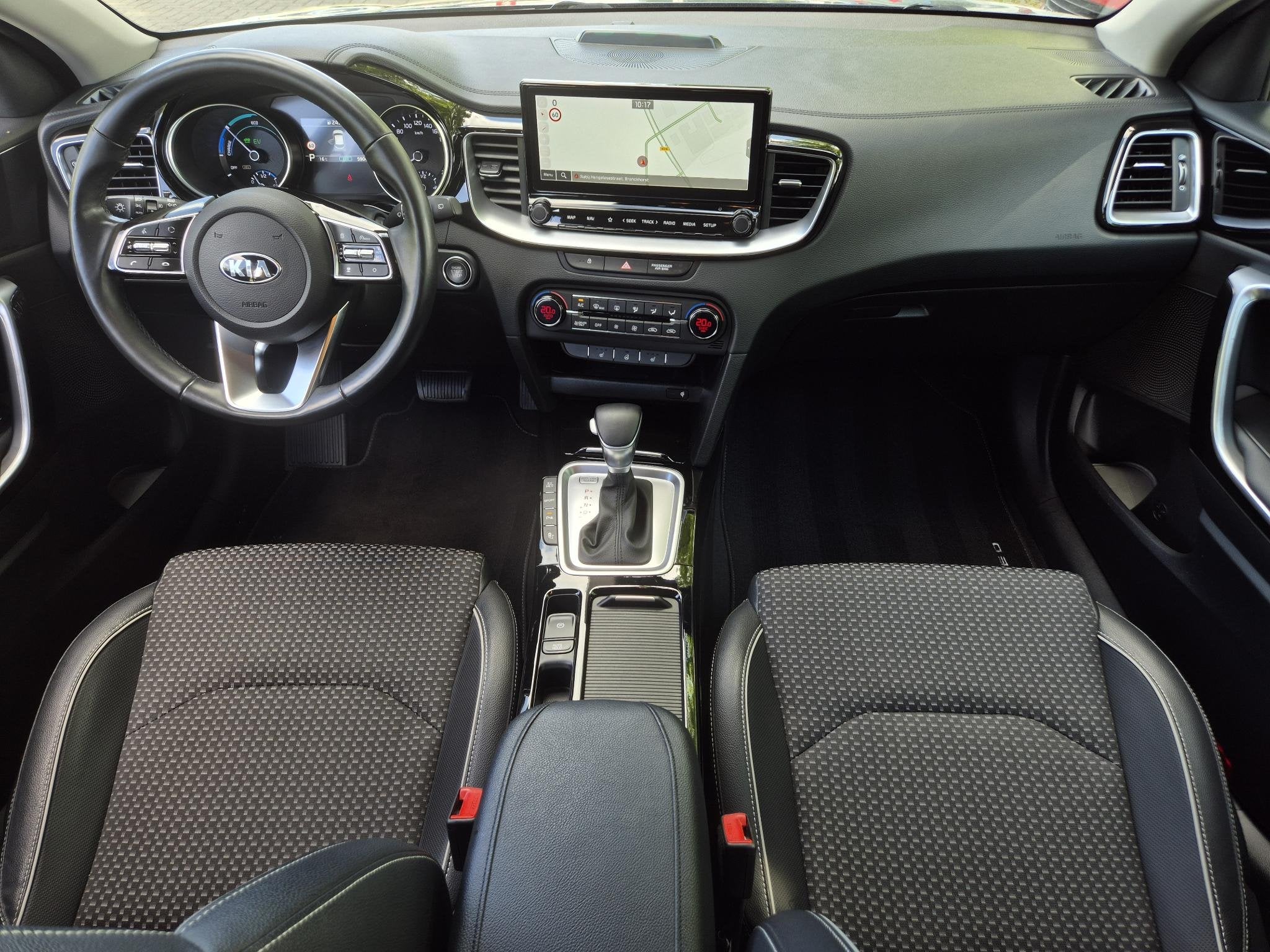Kia XCeed 1.6 GDi PHEV DynamicPlusLine / Fabrieksgarantie to, Auto's, Kia, XCeed, Gebruikt, Blauw, Leder en Stof