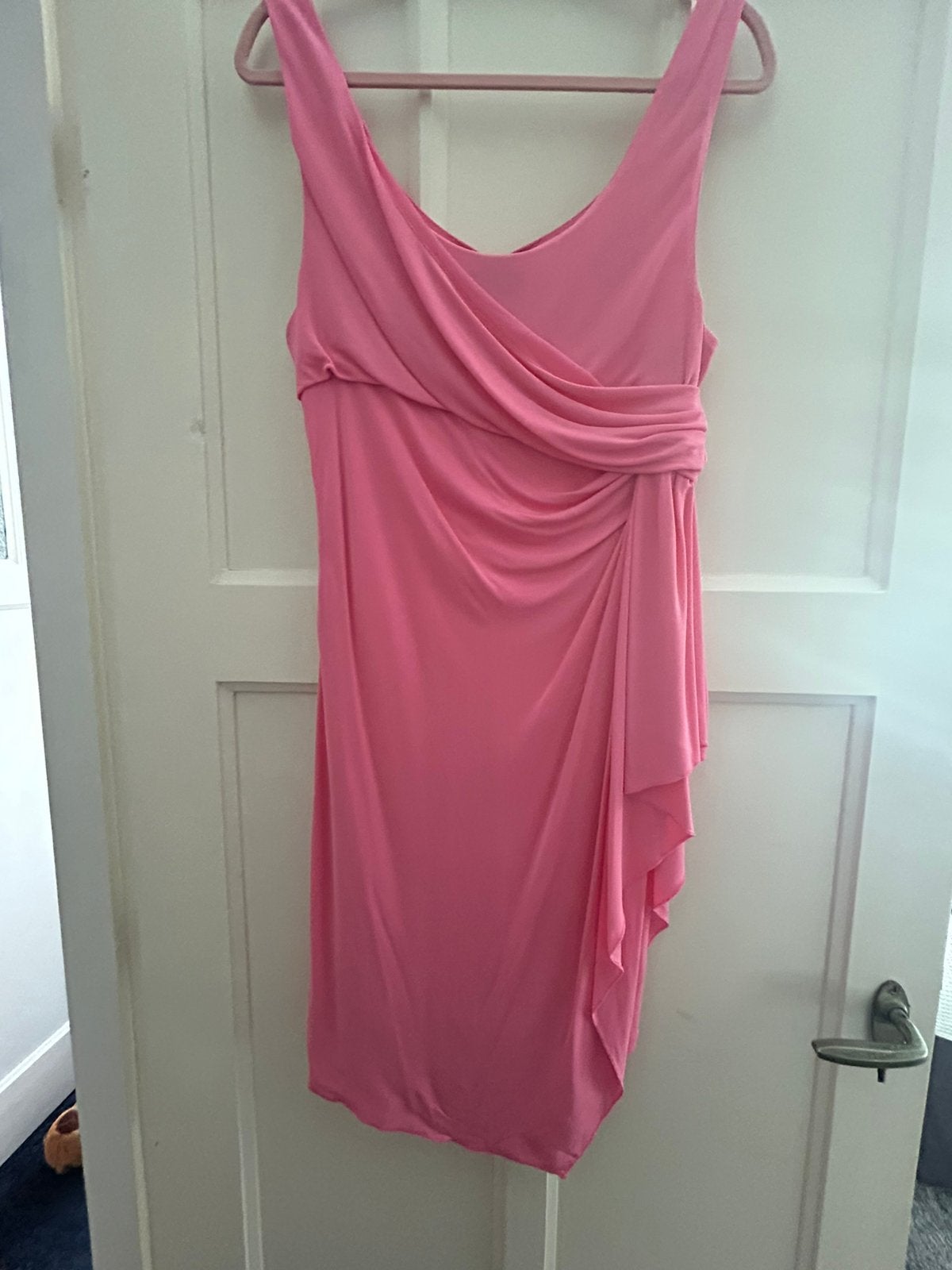 Nieuwe roze Versace x H&M jurk met kaartje, Maat 42/44 (L), Nieuw, Ophalen of Verzenden, Roze