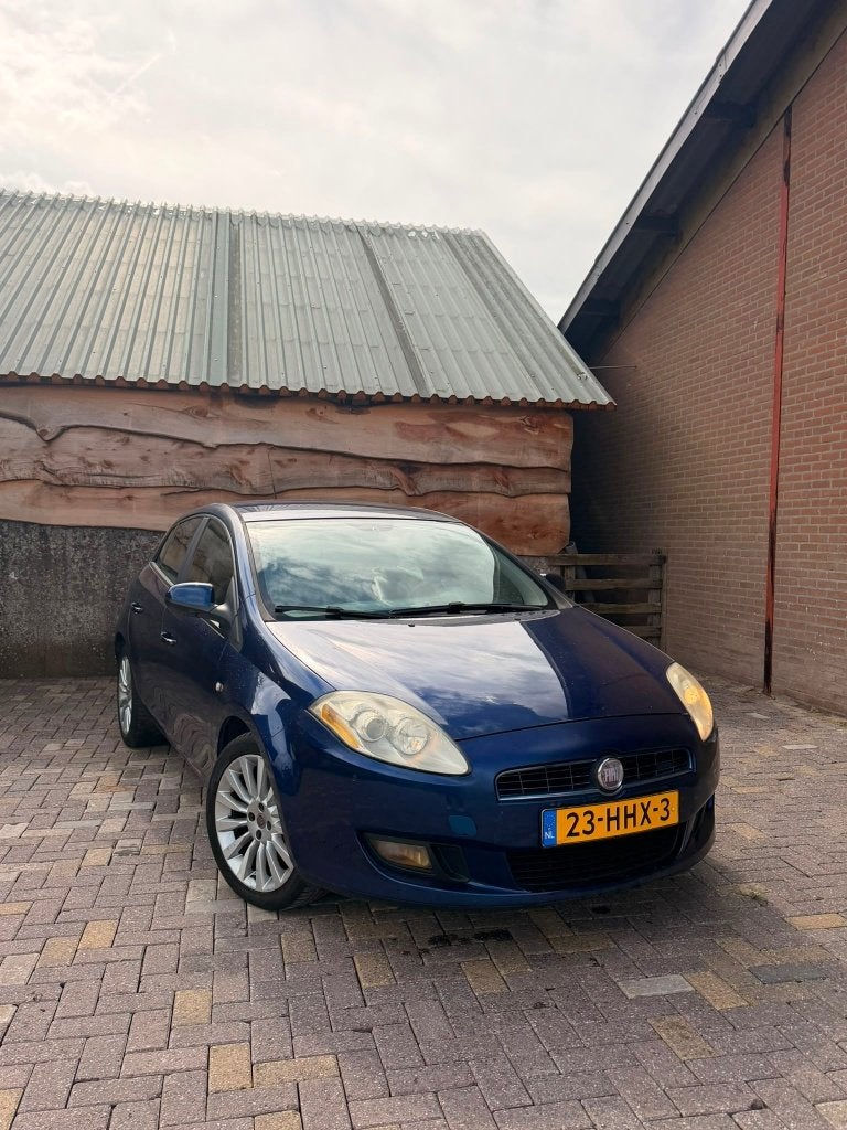 Fiat Bravo 1.4 16V 150 5DR 2008 Blauw, Auto's, Voorwielaandrijving, Stof, Zwart, 4 cilinders