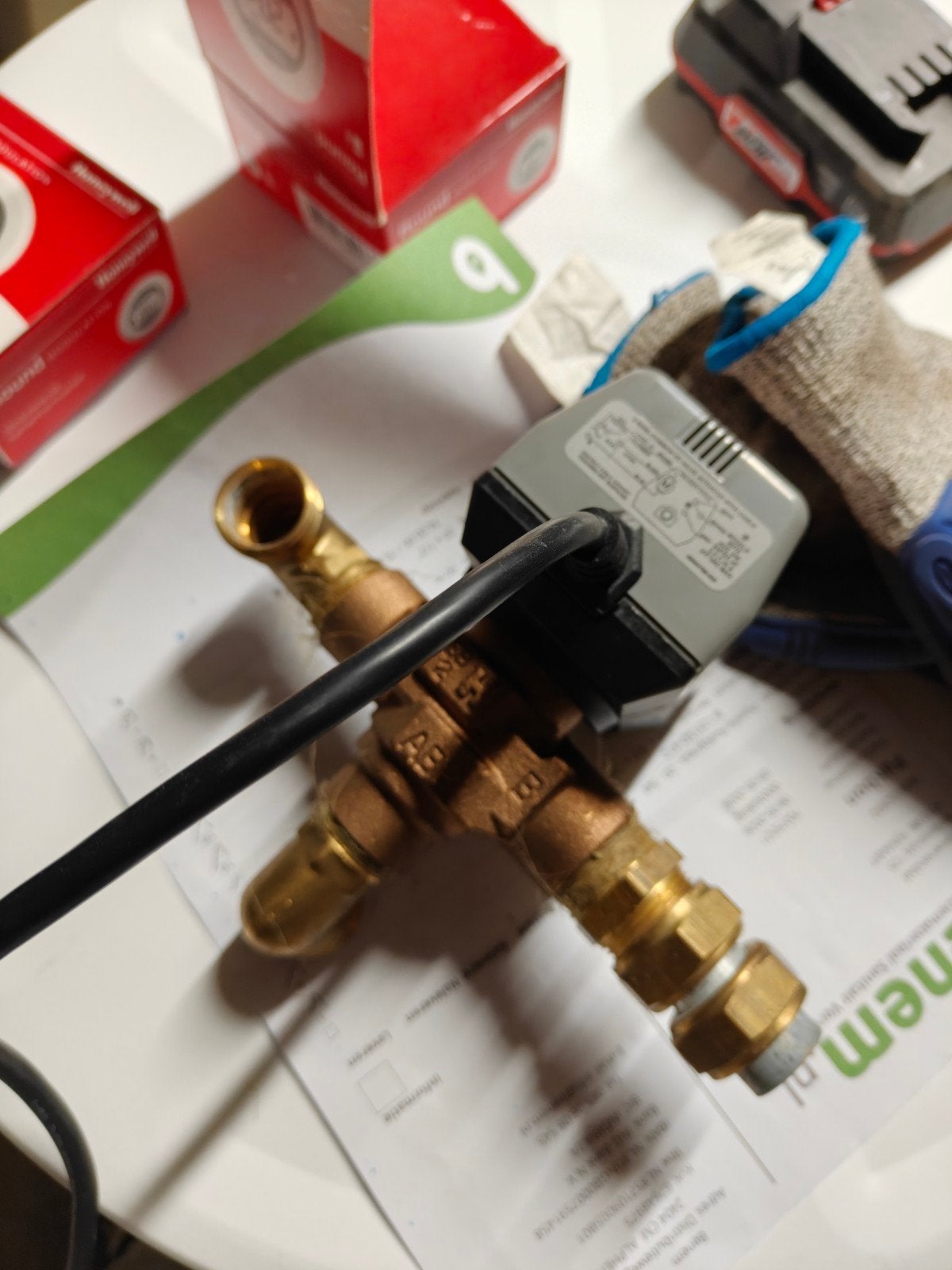 Honeywell VC4013 3/4" driewegklep, Doe-het-zelf en Verbouw, Ophalen of Verzenden, Gebruikt, Overige typen