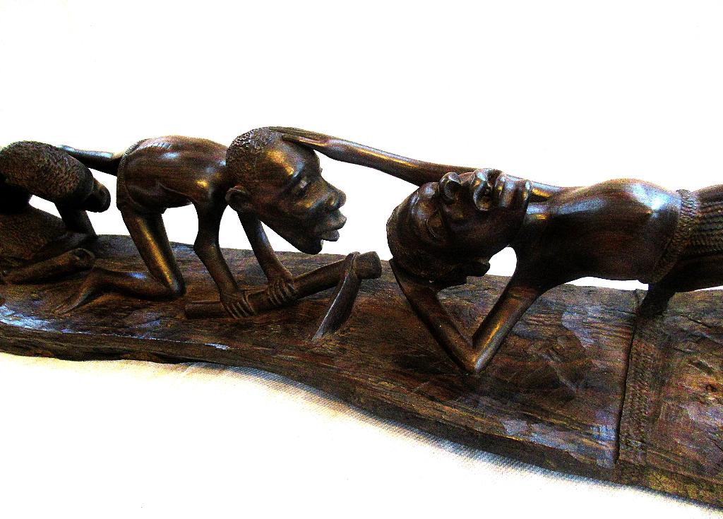 Afrikaans decoratief volkskunstobject houtsnijwerk, 80 cm., Antiek en Kunst, Kunst | Beelden en Houtsnijwerken, Ophalen of Verzenden