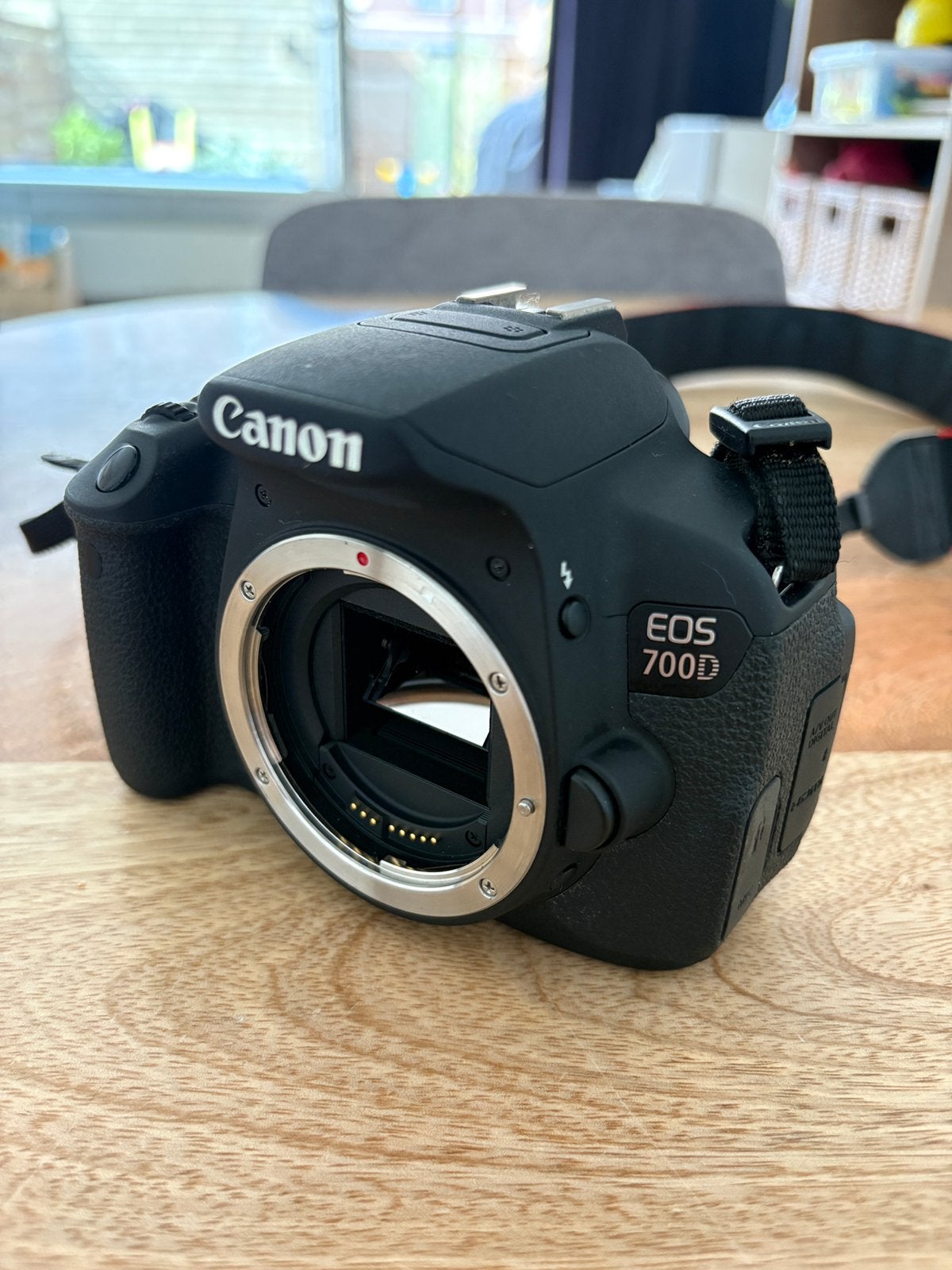 TE KOOP: Canon EOS 700D + lenzen en accessoires, Audio, Tv en Foto, Fotocamera's Digitaal, Ophalen, Geheugenkaart, Ingebouwde flitser