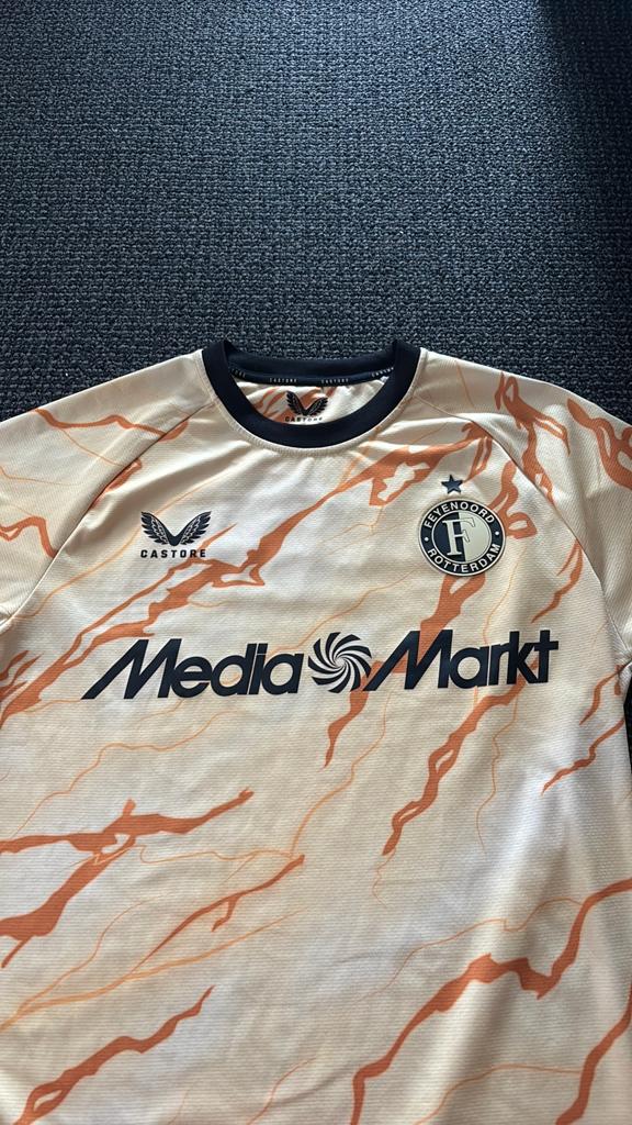 Feyenoord vierde shirt 24/25, Overige kleuren, Ophalen of Verzenden, Zo goed als nieuw, Voetbal