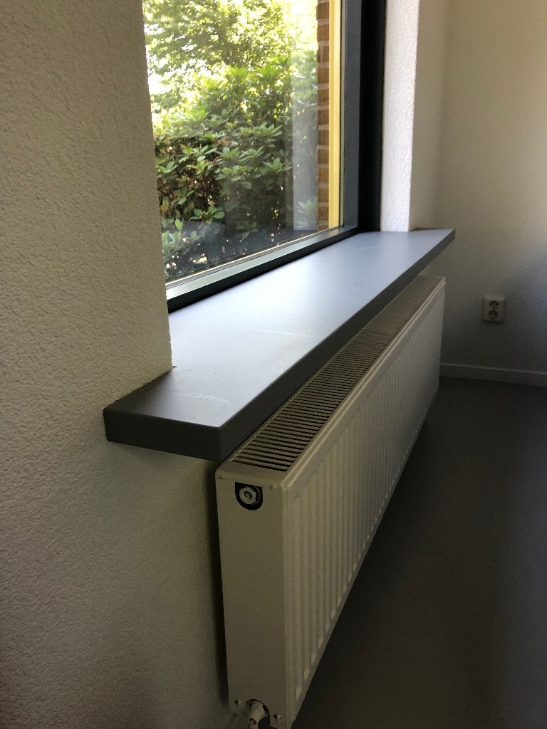 Vensterbank incl. montage € 85,-, Garantie
