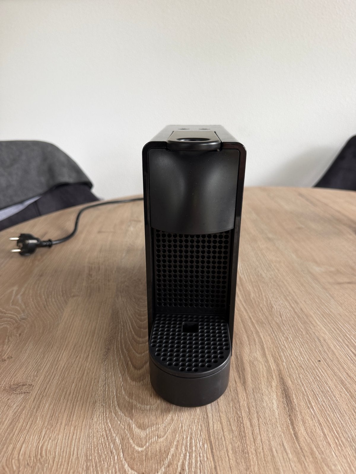 Nespresso Inissia Koffiezetapparaat -  Nespresso Essenza, Ophalen, Espresso apparaat, Zo goed als nieuw, 1 kopje