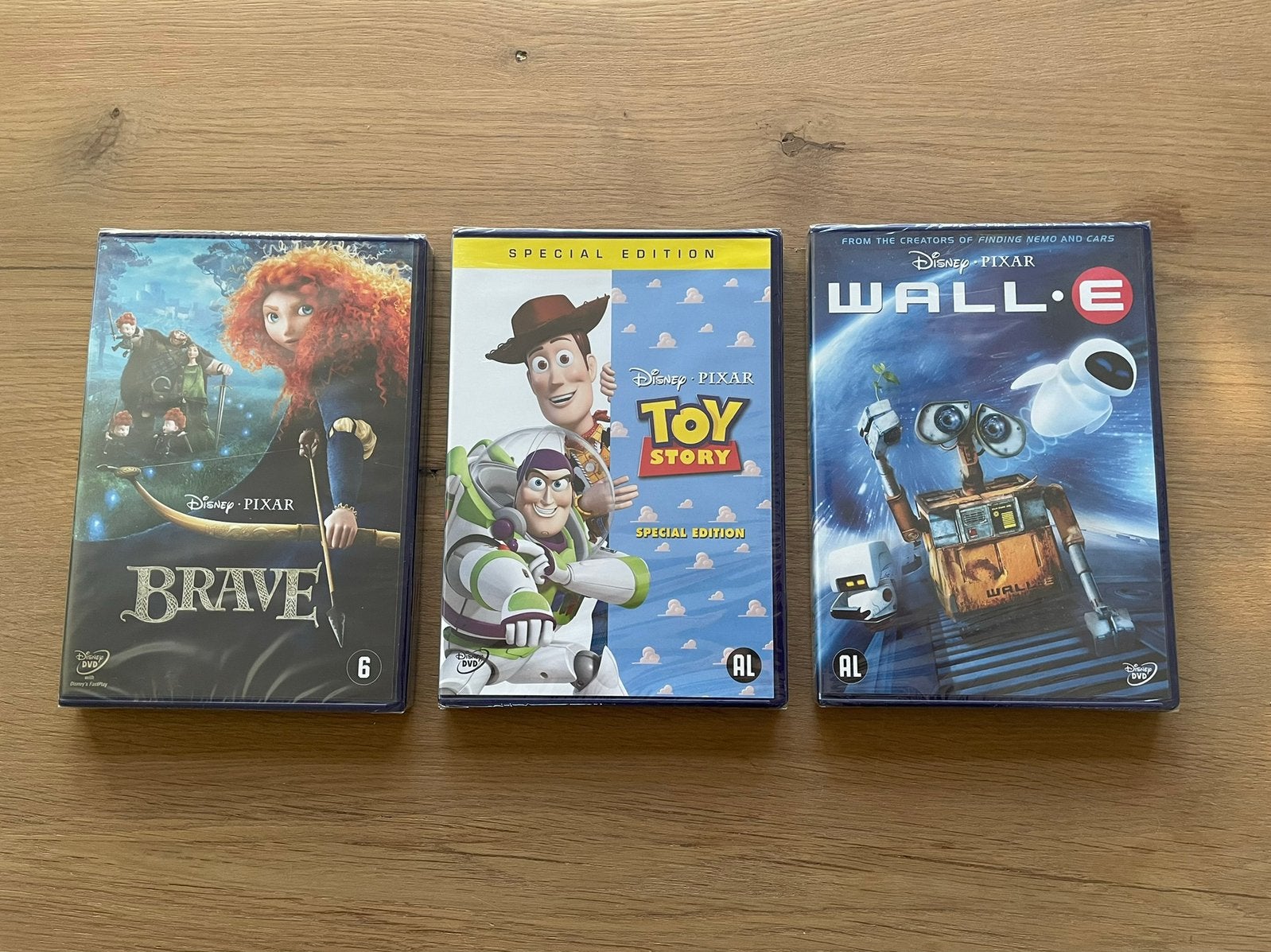 3 Disney dvd’s & 1 Disney blu-ray, Cd's en Dvd's, Dvd's | Tekenfilms en Animatie, Nieuw in verpakking, Amerikaans, Tekenfilm, Alle leeftijden