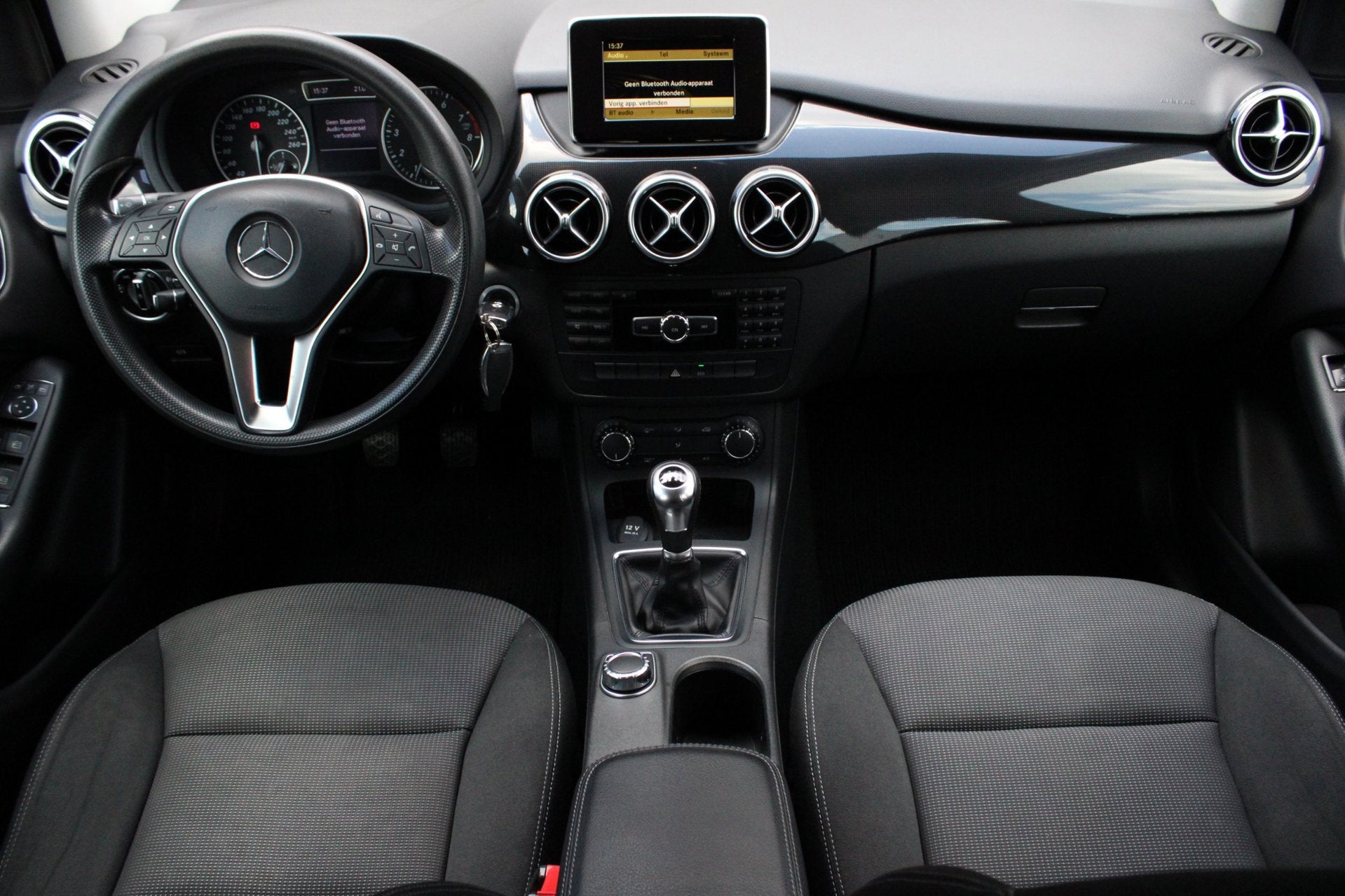 Mercedes-Benz B-klasse 200 CRUISE I ELEKTRISCH TREKHAAK I NA, Voorwielaandrijving, Euro 5, Stof, Gebruikt
