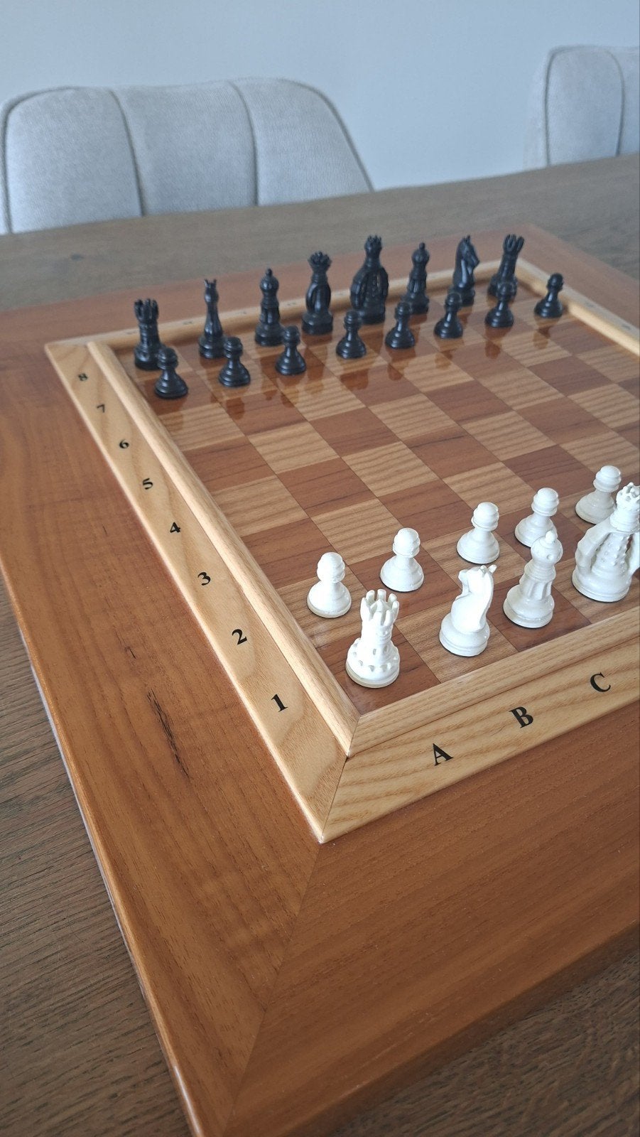 handgemaakt schaakbord essen en teakhout, Een of twee spelers, Ophalen, Nieuw
