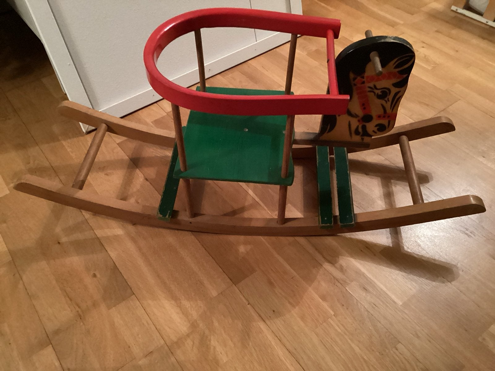 Vintage houten hobbelpaard met zitje, Ophalen, Gebruikt, Rij- of Hobbelspeelgoed