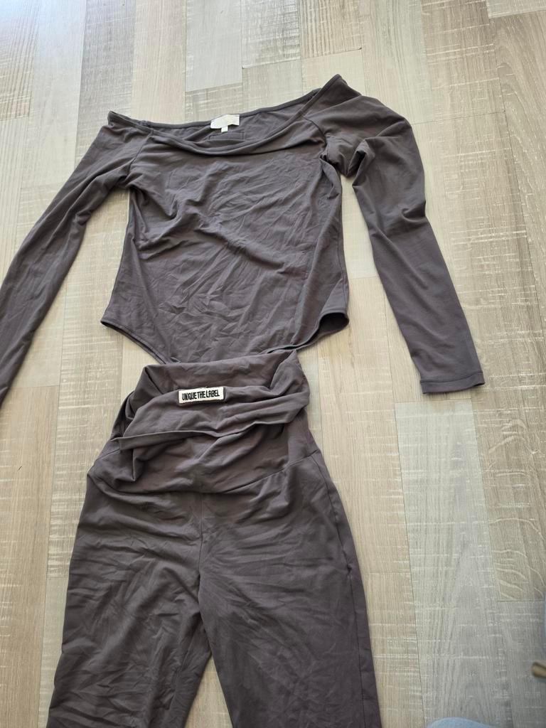 Unique the Label body met broek, Ophalen of Verzenden