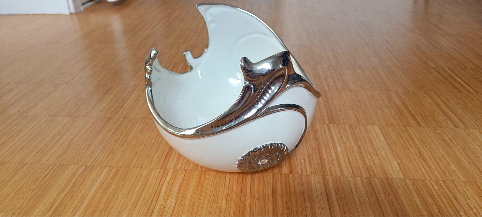Grote design schaal vaas wit zilver, Huis en Inrichting, Woonaccessoires | Vazen, Ophalen of Verzenden, Wit