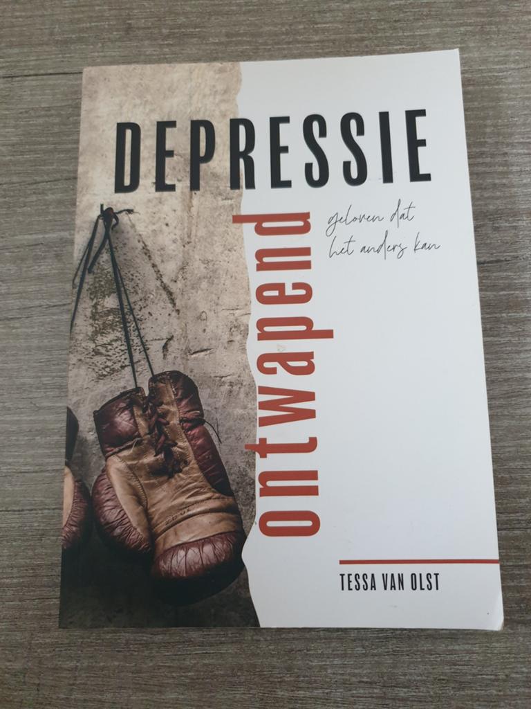 Depressie Ontwapenend - Tessa van Olst, Ophalen of Verzenden, Gelezen, Tessa van Olst