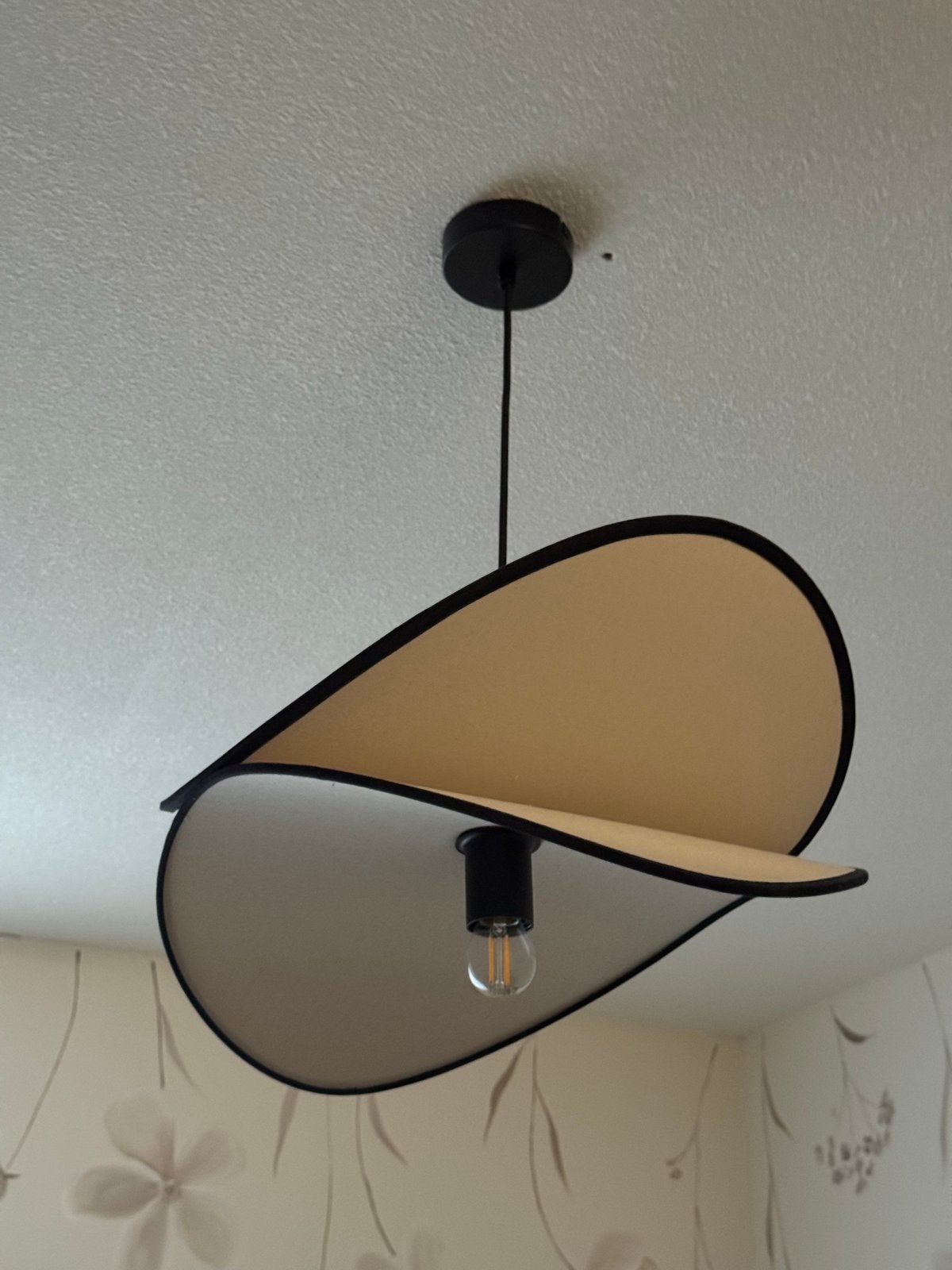 Moderne hanglamp, Huis en Inrichting, Lampen | Hanglampen, Ophalen, Gebruikt, Textiel, E27 (groot)