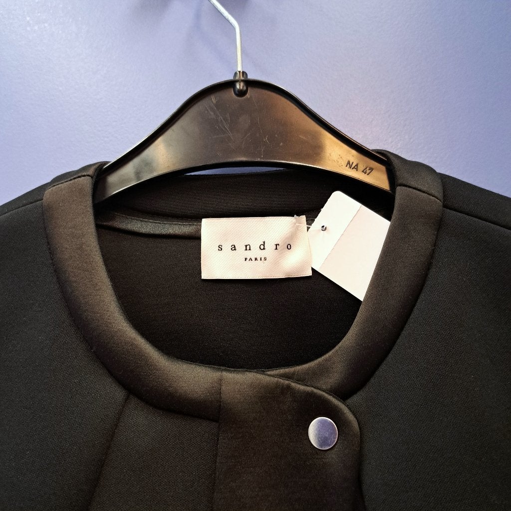 Sandro Paris kort zwart jasje met ritsdetails satin 38 50333, Maat 38/40 (M), ., Zwart, Sandro