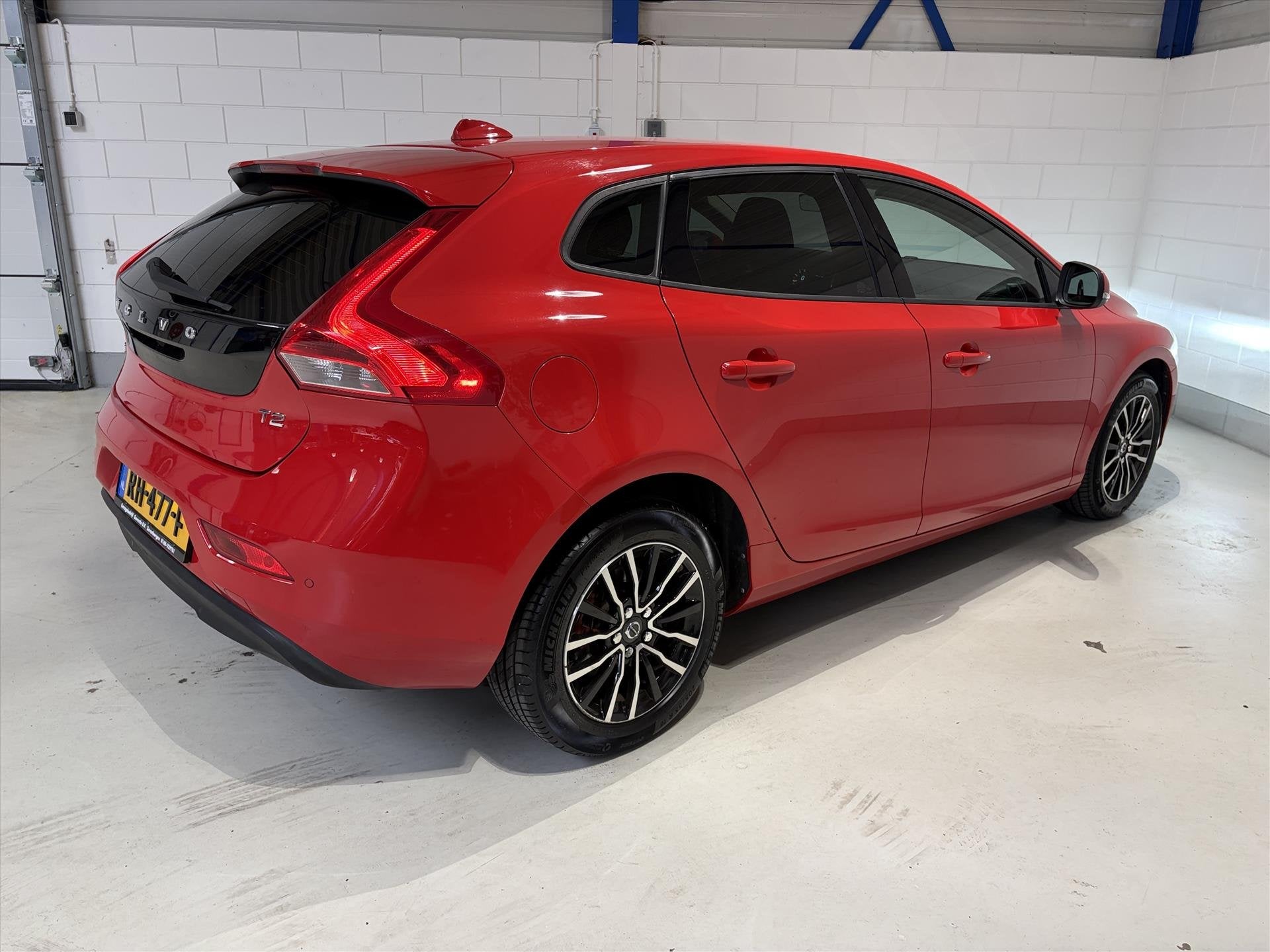 VOLVO V40 1.5T T2 122PK AUT6 Nordic+, Cruise, Navi, Stoelver, Auto's, Stof, 4 cilinders, 700 kg, 122 pk