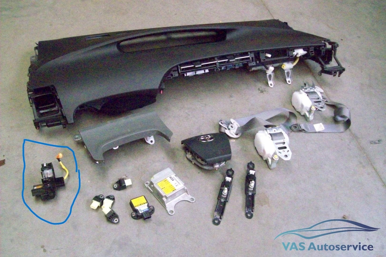 Grote partij onderdelen van Toyota Prius 3  1.8 Hybrid 2009-, Auto-onderdelen, Ophalen, Gebruikt, -, Toyota