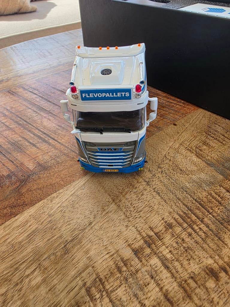 Wsi Daf XG +, Hobby en Vrije tijd, Modelauto's | 1:50, Ophalen, Nieuw, Bus of Vrachtwagen, Wsi