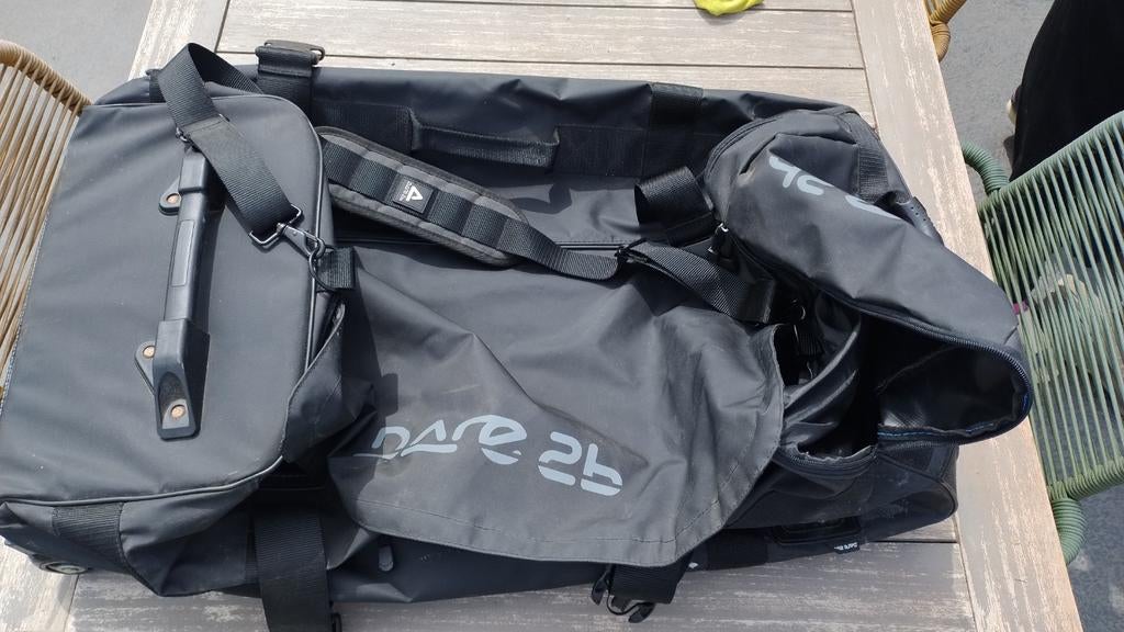 Grote zwarte reistas/skitas/duiktas met wielen - Dare2B, Ophalen, Gebruikt, Zwart, 80 cm of meer