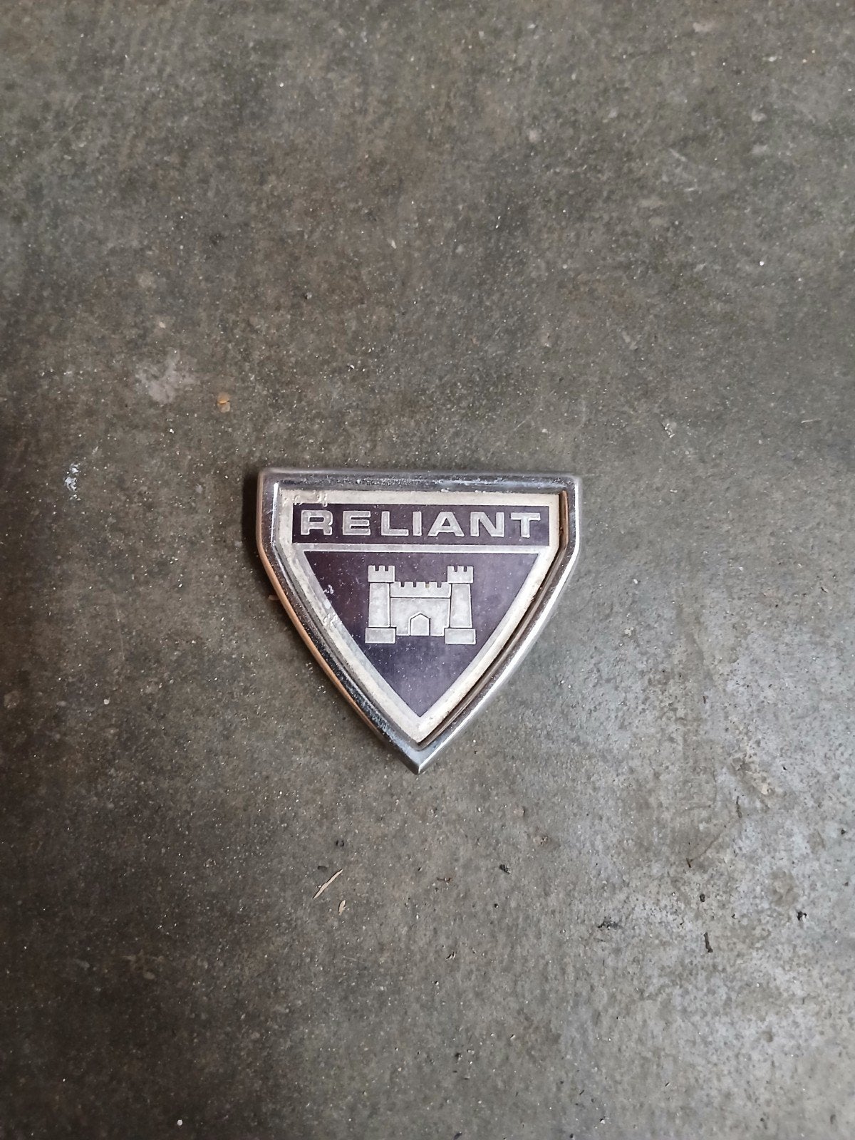 Reliant/Robin embleem, Ophalen of Verzenden