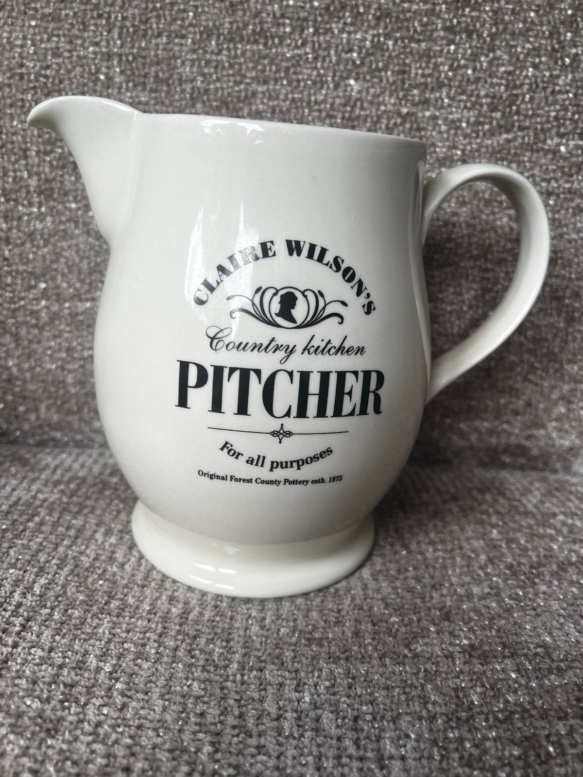 Claire Wilson's servies/ Pitcher- waterkan- schenkkan, Beige, Overige typen, Ophalen of Verzenden, Zo goed als nieuw