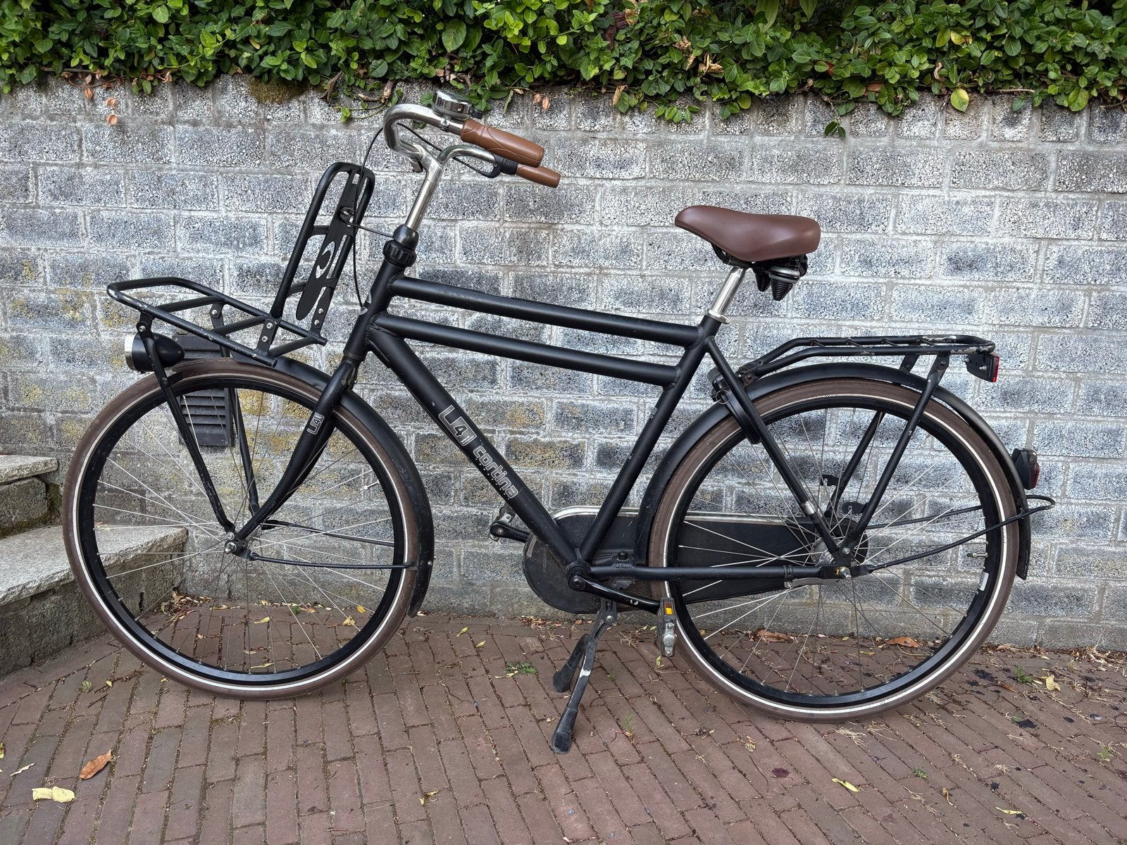 Cortina U4 Transportfiets zwart, Fietsen en Brommers, Fietsen | Heren | Herenfietsen, Terugtraprem, Versnellingen, Zo goed als nieuw