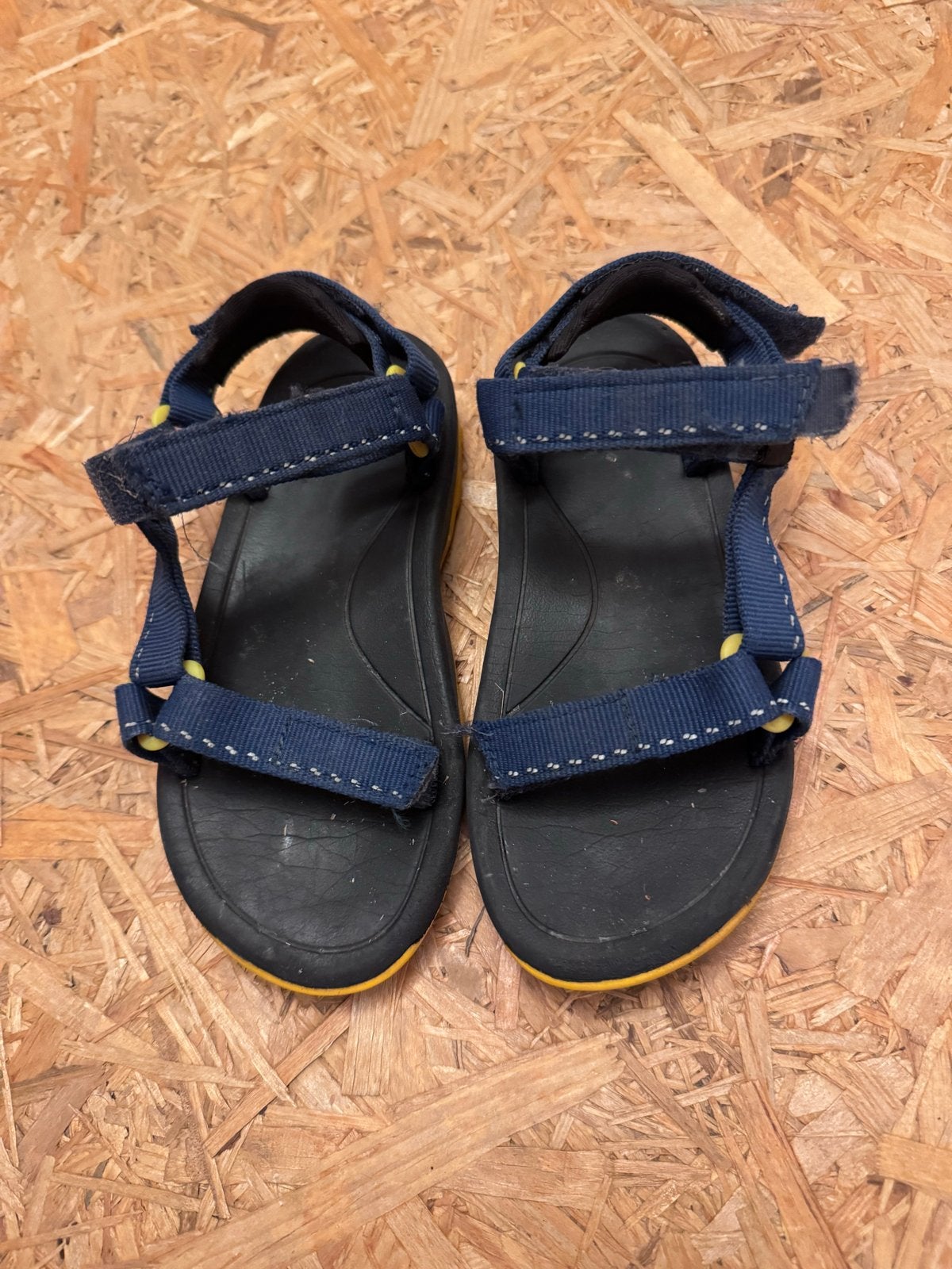 Teva sandalen maat 27 voor jongens of meisjes, Ophalen, Gebruikt, Jongen of Meisje, Schoenen