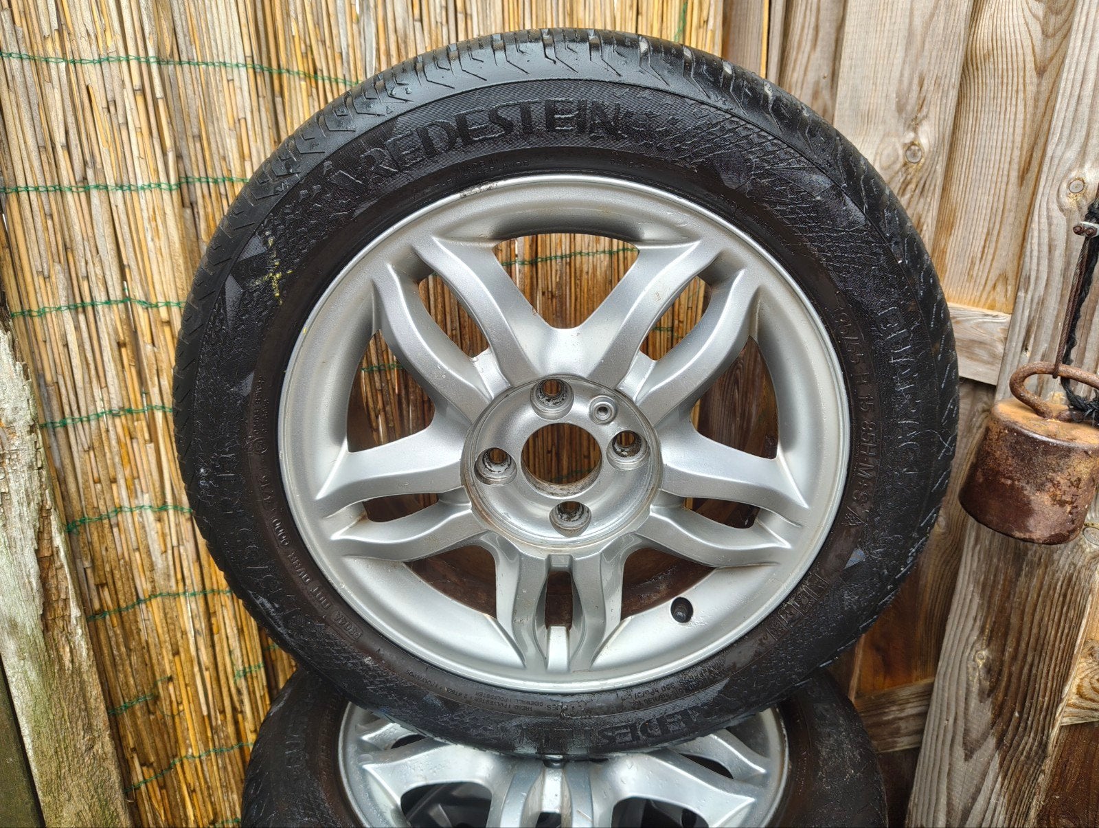 Vredestein banden met velgen 195/55 R15, Auto-onderdelen, Banden en Velgen, Gebruikt, 15 inch, Banden en Velgen, Ophalen of Verzenden