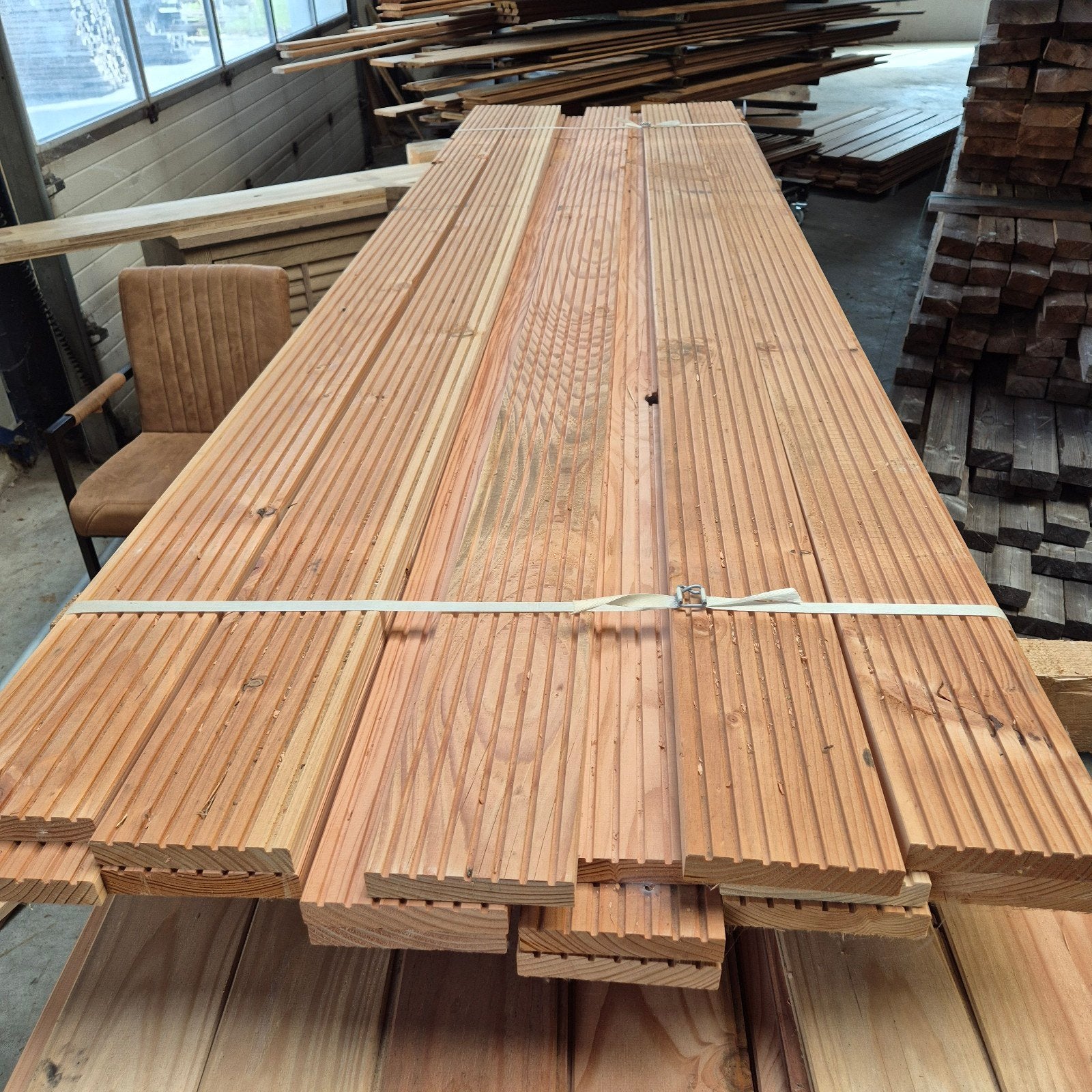 Partij Bkeus Douglas vlonderplanken 28x140x3000mm (23 stuks), Ophalen, Minder dan 25 mm, Nieuw, Plank