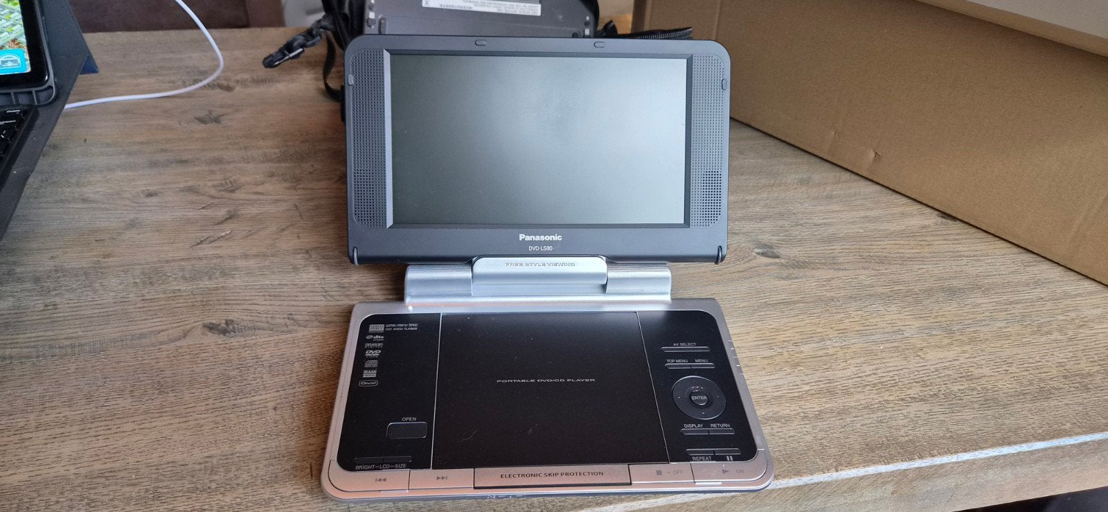 Panasonic DVD-LS80 Draagbare DVD-speler met tas, Gebruikt, Panasonic, Draagbaar, Ophalen