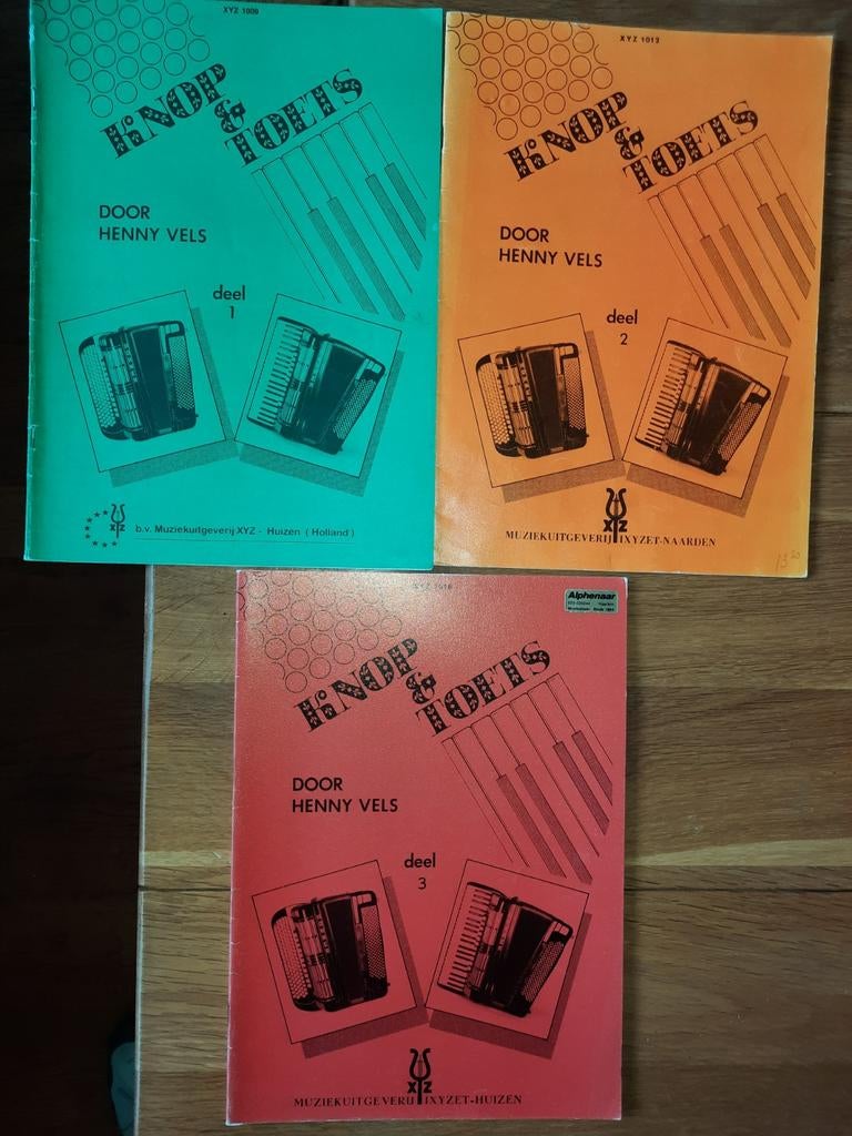 Lesboeken accordeon: Knop en toets deel 1,2,3, Gebruikt, Overige genres, Les of Cursus, Ophalen of Verzenden