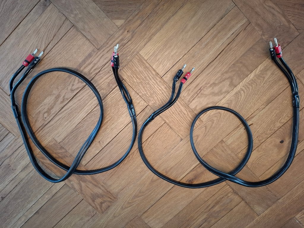 2 x 1,5 m AudioQuest Rocket 22 luidsprekerkabel, Audio, Tv en Foto, Audiokabels en Televisiekabels, Ophalen of Verzenden, Zo goed als nieuw