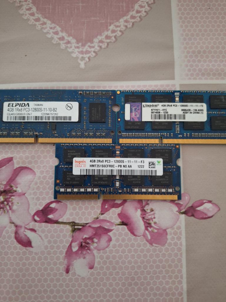 4GB PC3/DDR3-12800S (laptop geheugen) €5,00 Per Stuk, Ophalen, 12800S, DDR3, Zo goed als nieuw