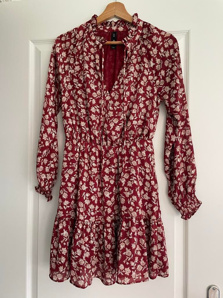 Mango bordeauxrode jurk met bloemenprint, Kleding | Dames, Jurken, Zo goed als nieuw, Maat 34 (XS) of kleiner, Rood, Boven de knie
