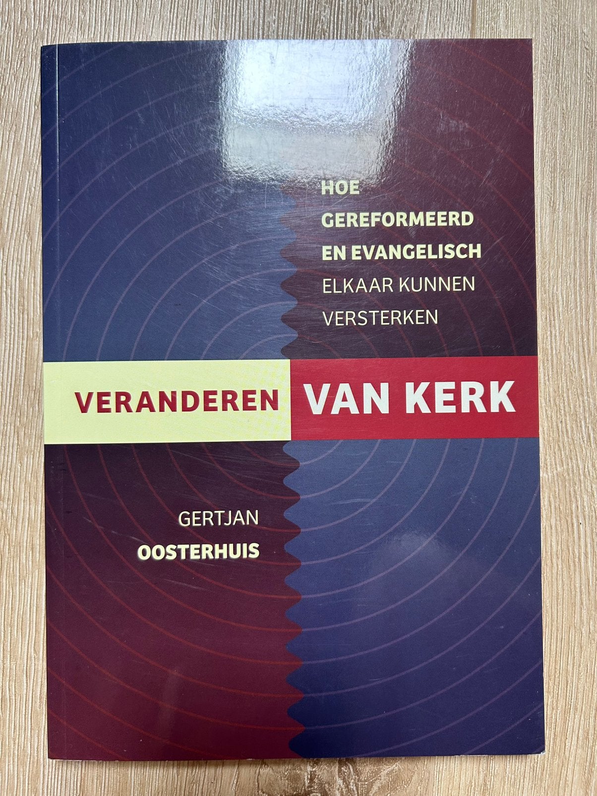 Veranderen van kerk - Gertjan Oosterhuis, Ophalen of Verzenden, Zo goed als nieuw