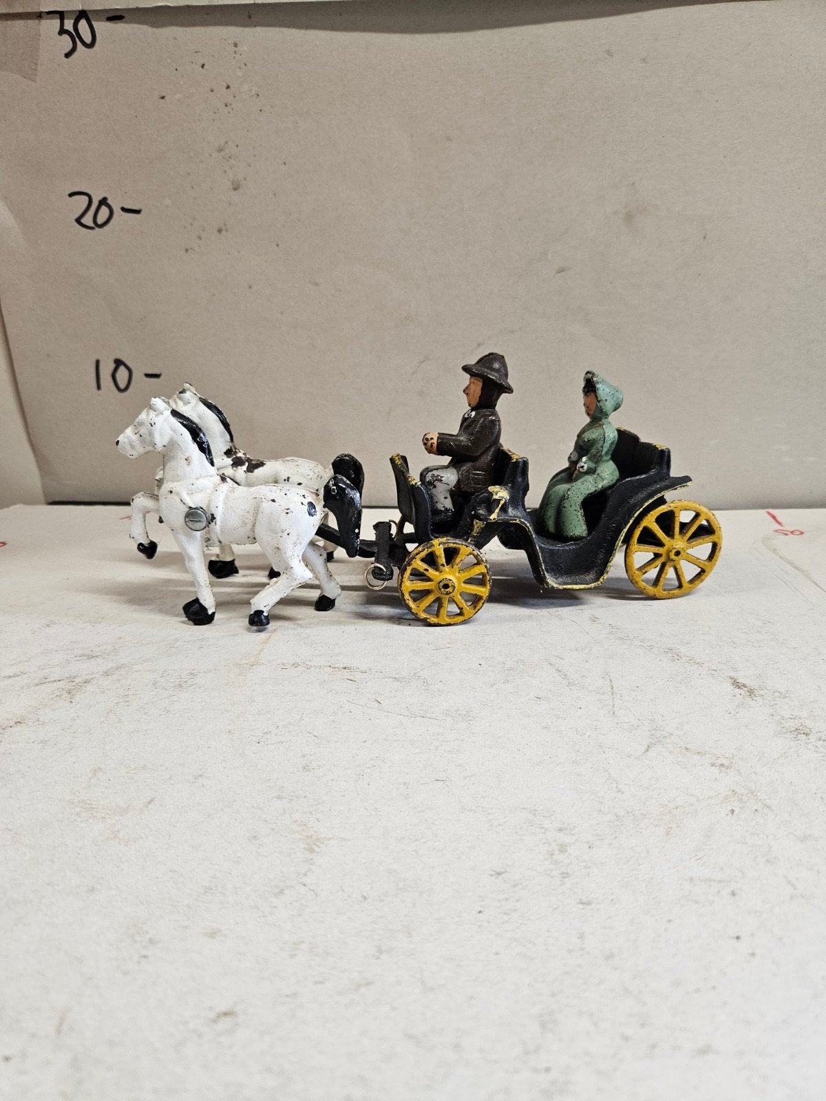 Vintage Gietijzeren Speelgoedkoets met Paarden en Figuren, Ophalen of Verzenden