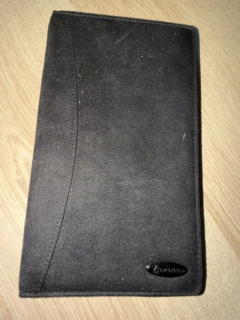 B047 - Zwarte ringband visitekaartejs organizer / adresboek, Diversen, Ophalen, Gebruikt
