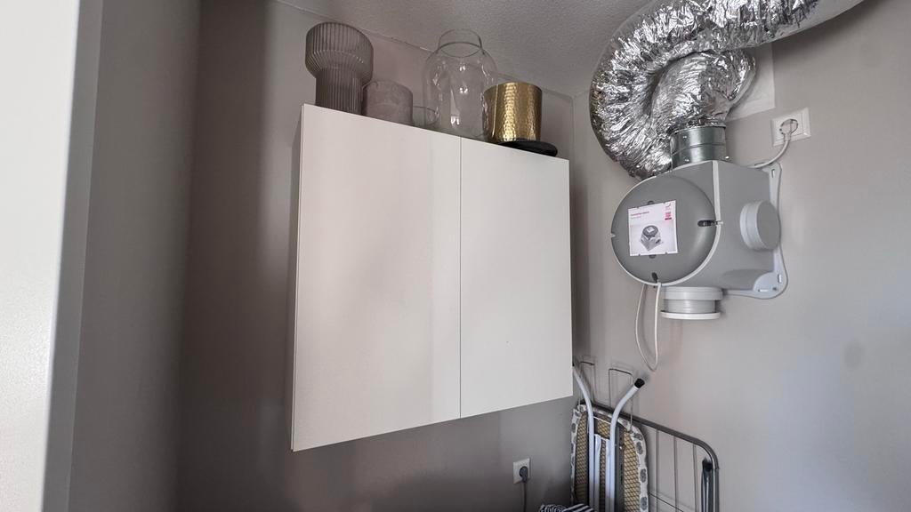 Ikea Enhet bovenkast met 2 planken en deuren, Ophalen, Zo goed als nieuw