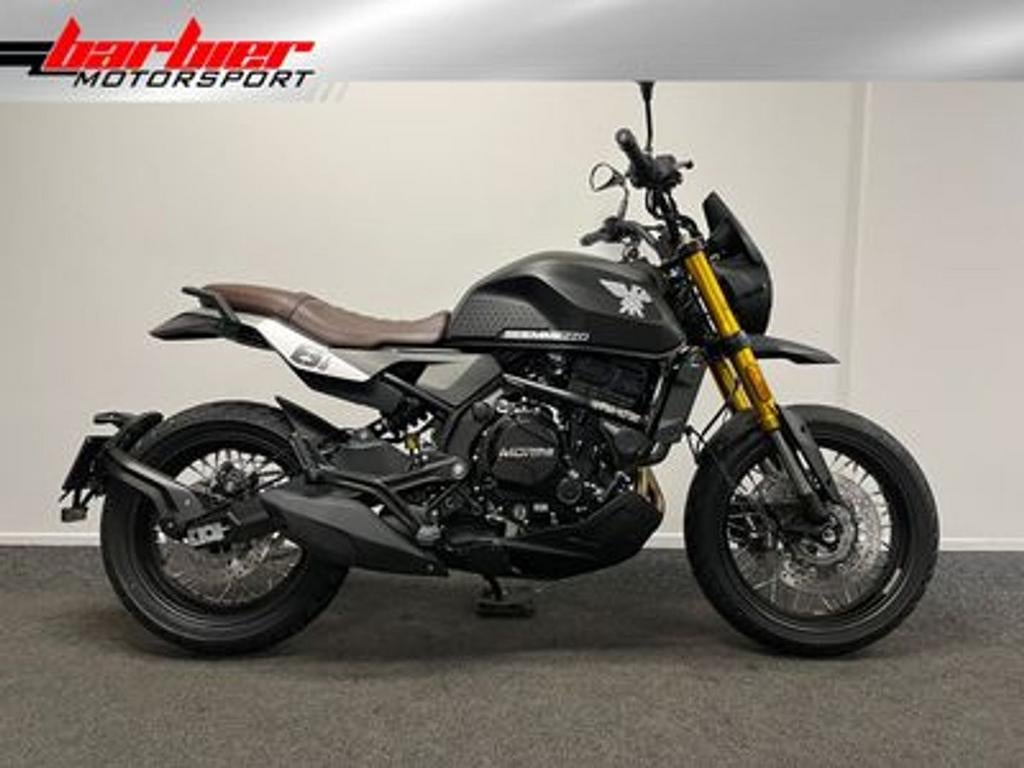 MOTO MORINI SEIEMMEZZO SCR (bj 2026), Motoren, Motoren | Overige merken, Bedrijf, Naked bike, 2 cilinders, Minimaal motorrijbewijs A2