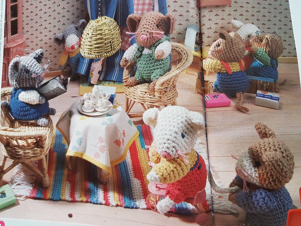Familie Muis haakpatroon, Hobby en Vrije tijd, Breien en Haken, Ophalen of Verzenden, Zo goed als nieuw, Haken, Patroon of Boek