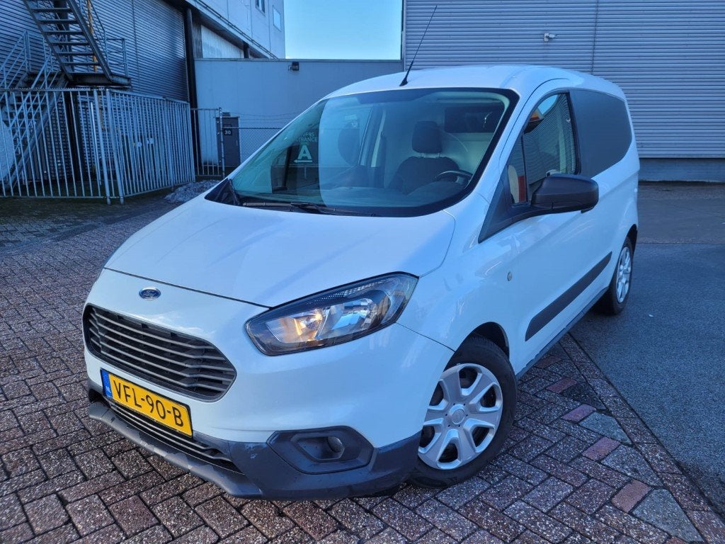 Ford Transit Courier 1.5 TDCI Trend (bj 2020), Voorwielaandrijving, Elektrische ramen, Stof, Gebruikt