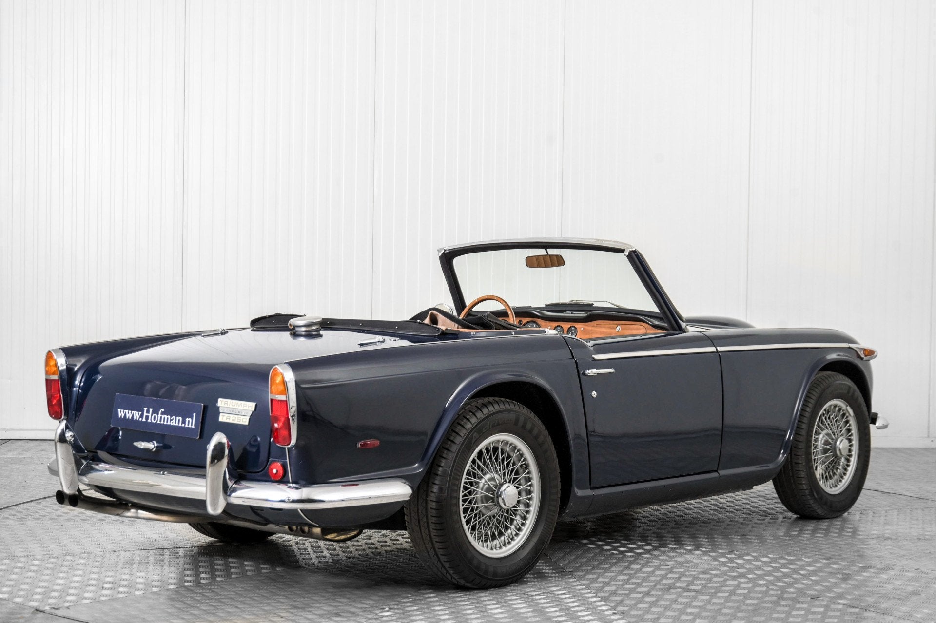 Triumph TR5 TR250 overdrive spaakwielen (bj 1968), Auto's, Triumph, Gebruikt, Overige modellen, Cabriolet, Blauw